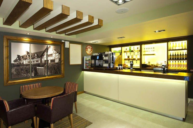 Premier Inn Stratford- Upon- Avon Central Exterior photo